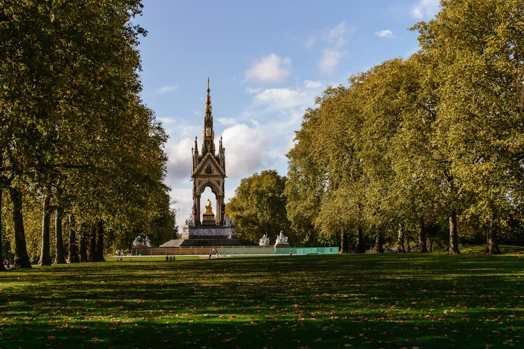 Photo of Kensington Gardens, image 1 of 2